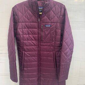 Patagonia Women's Quilted Puffer Jacket - Deep Burgundy